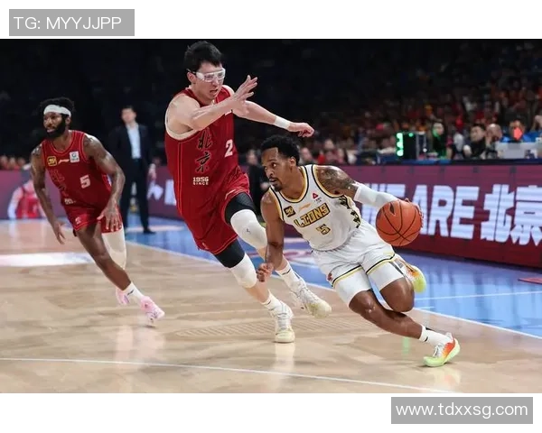 四川半场反转辽宁！广厦三将齐爆，周琦打铁，辽宁3副角太要害！